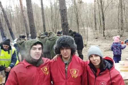 Белгородские комсомольцы помогают военнослужащим на территории Белгородской области и в зоне СВО