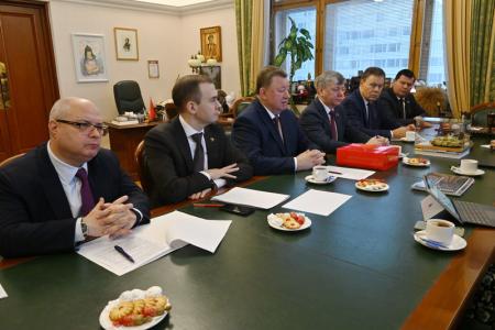 Депутаты КПРФ в Госдуме встретились с министром И.Э. Файзуллиным и посетили выставку, посвященную 30-летию возрождения нашей партии