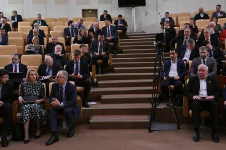 Депутаты КПРФ в Госдуме встретились с министром И.Э. Файзуллиным и посетили выставку, посвященную 30-летию возрождения нашей партии