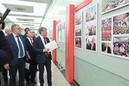 Депутаты КПРФ в Госдуме встретились с министром И.Э. Файзуллиным и посетили выставку, посвященную 30-летию возрождения нашей партии