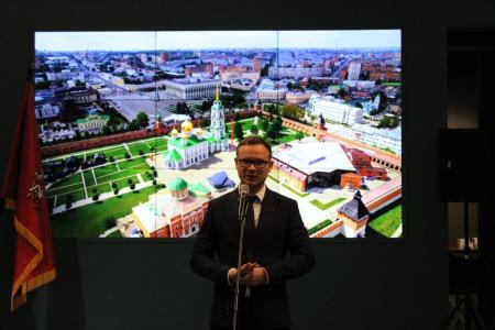 Владимир Исаков принял участие в открытие выставки школьных музеев «На страже Отечества» в Музее Победы
