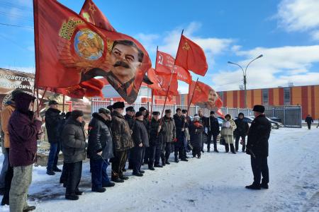 Коммунисты Тамбова почтили память И.В. Сталина