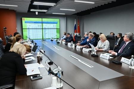 По инициативе фракции КПРФ, в Мособлдуме, прошёл круглый стол, посвящённый проблемам социальной защиты многодетных семей в Подмосковье