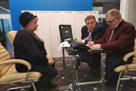 Руководитель фракции КПРФ в Московской областной Думе Александр Наумов провел приём граждан в Ступино