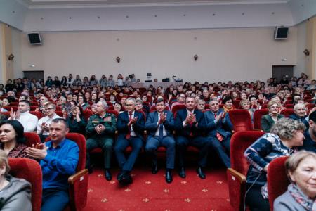 Ростовская область. Большим концертом отметили 100-летие СССР в Волгодонске