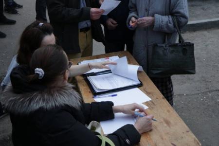 Саратов. Депутат-коммунист Ольга Алимова провела встречу с избирателями