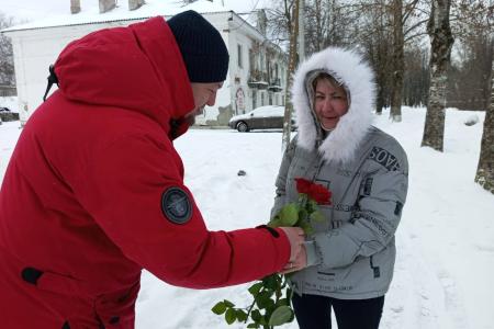 Коммунисты Ленинградской области достойно отметили 8 Марта