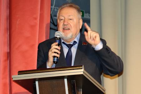 Депутаты фракции КПРФ Госдумы отчитались перед жителями Архангельской области