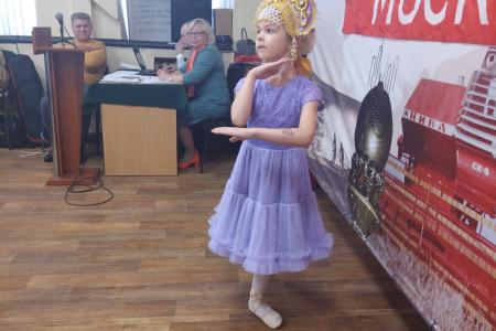 Москва. Мир начинается с женщин!