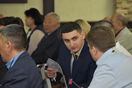 В Иркутске начал работу семинар-совещание руководителей и партактива региональных отделений КПРФ Сибирского федерального округа