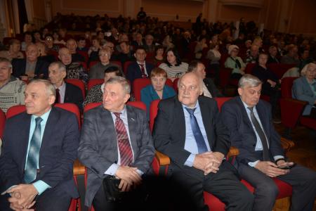 Торжественное собрание в честь 30-летия КПРФ прошло в Новосибирске