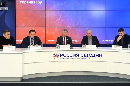 Дмитрий Новиков принял участие в конференции на тему: «Белоруссия, Молдавия, Приднестровье: новая ось украинского конфликта?»