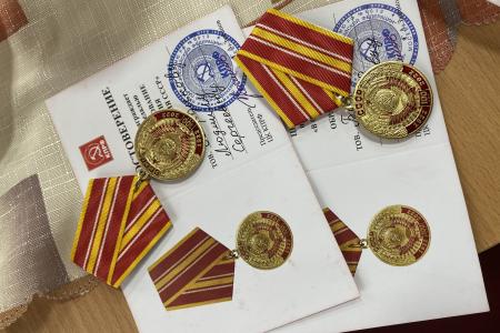 Коммунисты Калининграда поздравили соратниц с наступающим Международным женским днём