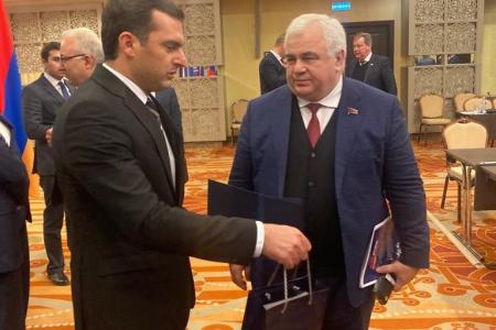 Казбек Тайсаев в составе делегации от Государственной Думы прибыл в Республику Армения