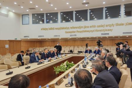 Казбек Тайсаев прибыл в Казахстан в качестве международного наблюдателя на парламентские выборы