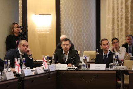 Леонид Калашников, Казбек Тайсаев, Владимир Исаков приняли участие в Российско-грузинском форуме