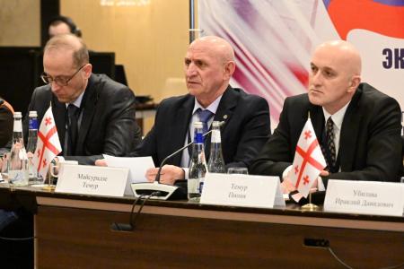 Леонид Калашников, Казбек Тайсаев, Владимир Исаков приняли участие в Российско-грузинском форуме