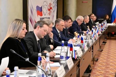 Леонид Калашников, Казбек Тайсаев, Владимир Исаков приняли участие в Российско-грузинском форуме