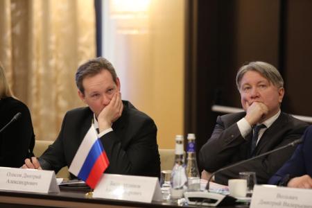 Леонид Калашников, Казбек Тайсаев, Владимир Исаков приняли участие в Российско-грузинском форуме