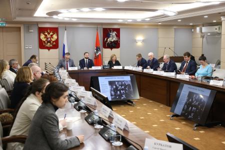 Фракция КПРФ в Московской городской Думе провела заседание круглого стола, посвящённого 160-летию учёного В.И. Вернадского