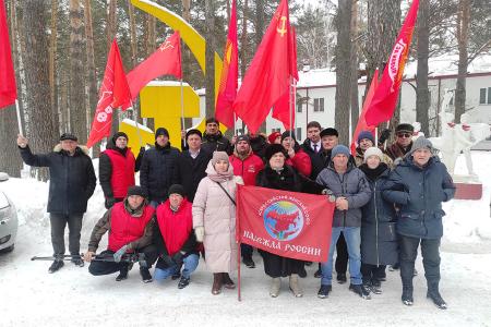 Тюменские коммунисты почтили память И.В. Сталина