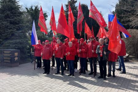 Марш-эстафета КПРФ «Наша Великая Родина» на Крымском полуострове