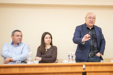 На пленуме  Калмыцкого  рескома  КПРФ  определены  задачи по подготовке к выборам