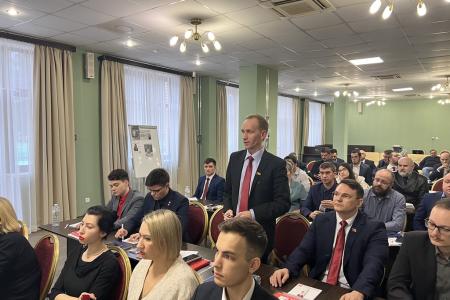 Юрий Афонин – слушателям ЦПУ: Одной из наших ключевых задач должно стать удвоение численности рядов КПРФ