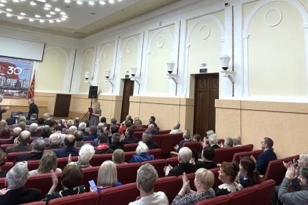 Олег Лебедев выступил в Пскове на областном торжественном собрании, посвящённом 30-летию возрождения КПРФ