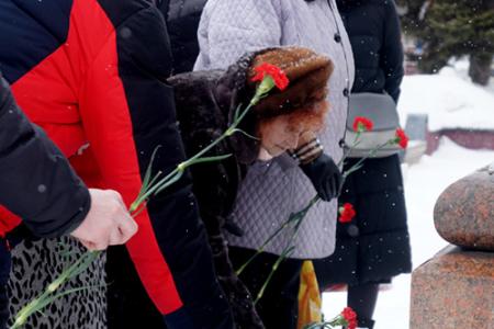 Коммунисты города Иваново почтили память И.В. Сталина
