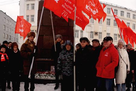 Коммунисты города Иваново почтили память И.В. Сталина