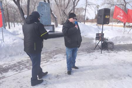 Тюменские коммунисты выступили против повышения тарифов ЖКХ