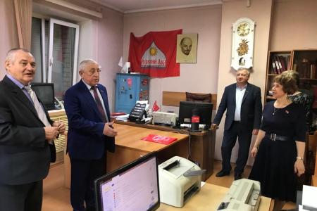 Николай Харитонов и Вячеслав Мархаев  провели встречу с коммунистами Забайкальского края