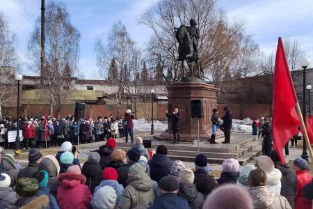 Алтайский край. Самый массовый митинг в стране против роста тарифов ЖКХ прошел в Бийске