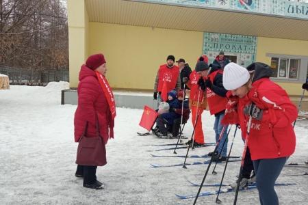 Тульские коммунисты и комсомольцы провели лыжный пробег в день памяти И.В. Сталина
