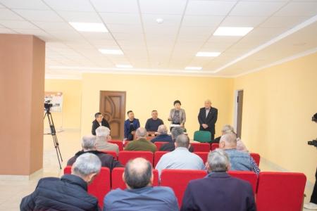 Депутаты-коммунисты Калмыкии провели встречу с избирателями в Малодербетовском районе