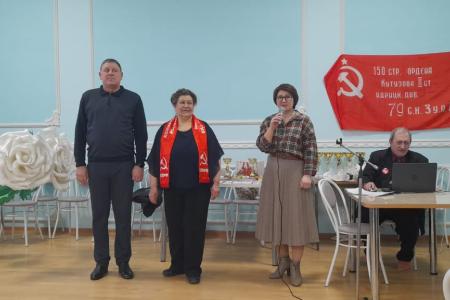 Свердловская область. Коммунисты Артёмовского провели большой шахматный блиц-турнир