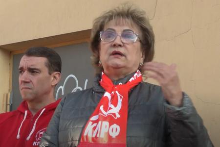 Саратовская область. О.Н. Алимова провела встречу с гражданами на улице