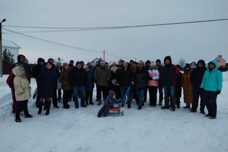 Первый секретарь Рязанского обкома КПРФ Денис Сидоров встретился с жителями «Ходынинских двориков», возмущенными бездействием управляющей компании