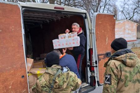 Гумконвой из Новосибирска прибыл на Донбасс