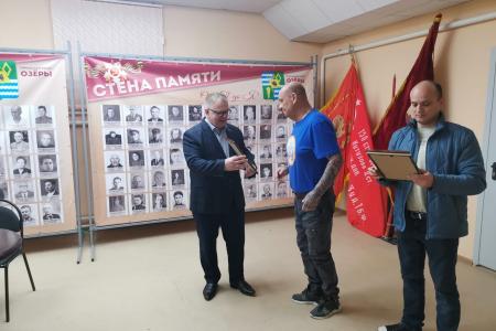 Руководитель фракции КПРФ Александр Наумов с рабочим визитом побывал у Озёрских коммунистов в преддверии 153-й годовщины со дня рождения В.И. Ленина
