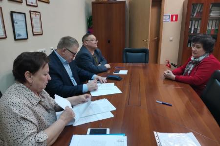 Руководитель фракции КПРФ в Мособлдуме Александр Наумов провел прием граждан в Домодедово