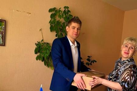 Подмосковные коммунисты: Труд – основа жизни!