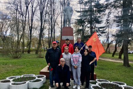 Подмосковные коммунисты: Дело Ленина будет жить в веках!