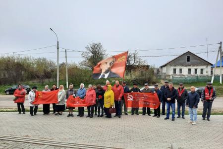 Тамбовская область. В селе Сампур прошли мероприятия, посвященные Дню рождения В.И. Ленина