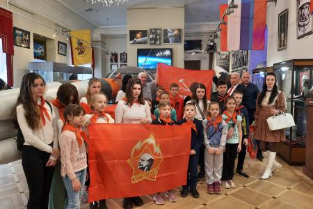 Тамбовская область. Активисты КПРФ рассказали пионерам о великом подвиге советского народа