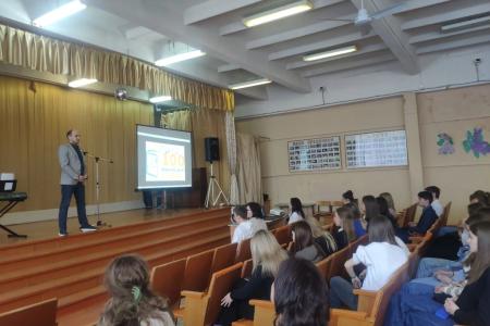 Подмосковные коммунисты: Труд – основа жизни!