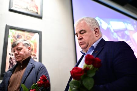 Г.А. Зюганов посетил Мемориальный комплекс Хатынь и Храм-памятник в честь всех святых и в память о жертвах, спасению отечества нашего послуживших