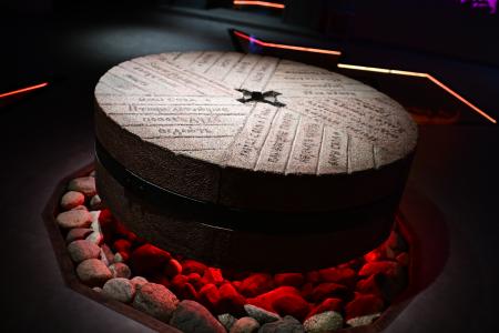 Г.А. Зюганов посетил Мемориальный комплекс Хатынь и Храм-памятник в честь всех святых и в память о жертвах, спасению отечества нашего послуживших