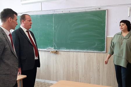 Лидер ивановских коммунистов Александр Бойков посетил с рабочим визитом Шую